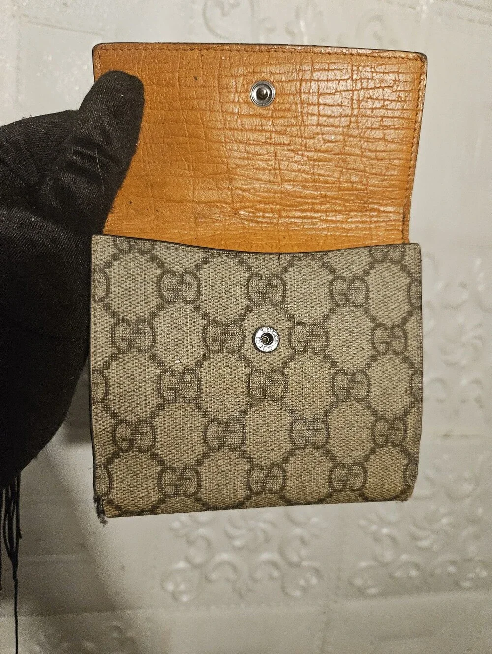 Gucci Tangerine French Compact Vintage Wallet Authentic 100%